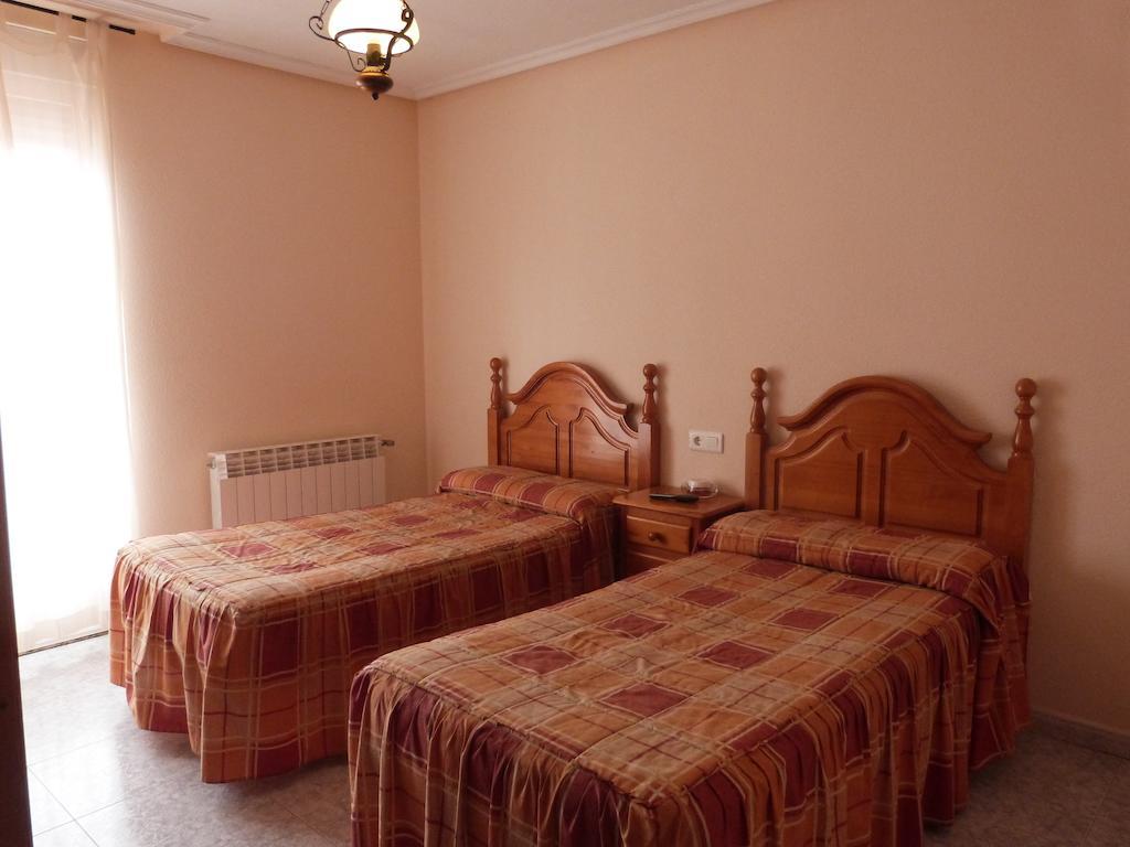 Hostal Sali Pelabravo Room photo